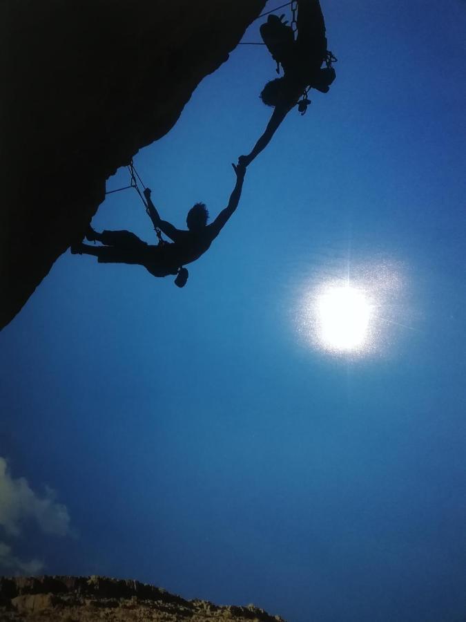 Climb And Bike 蒂萨 外观 照片